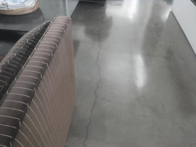 concrete-crack-on-slab-floor